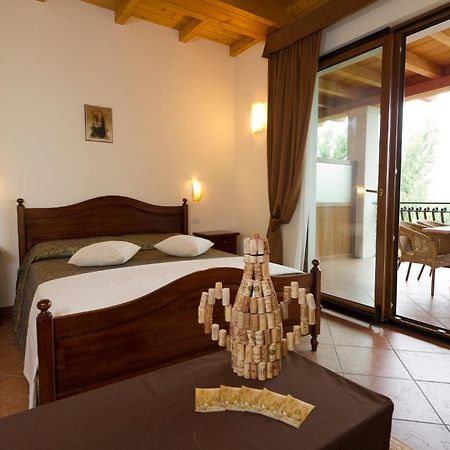 Locanda Ristorante Al Cardellino Bardolino Dış mekan fotoğraf