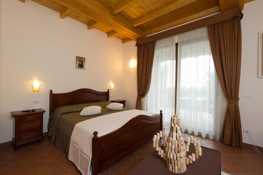 Locanda Ristorante Al Cardellino Bardolino Dış mekan fotoğraf