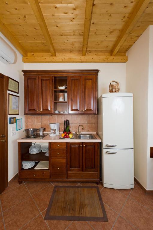 Locanda Ristorante Al Cardellino Bardolino Oda fotoğraf